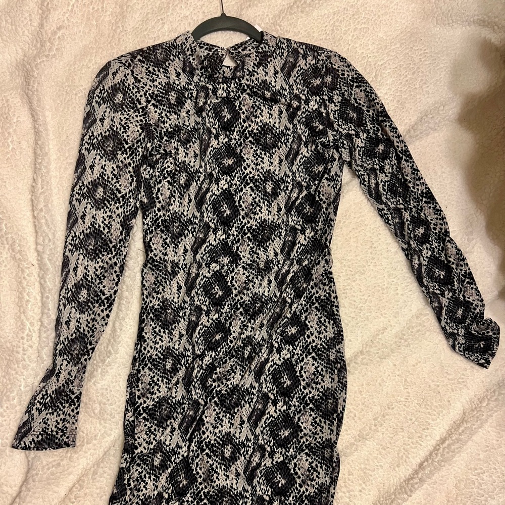 Long sleeve animal print midi Bodycon dress